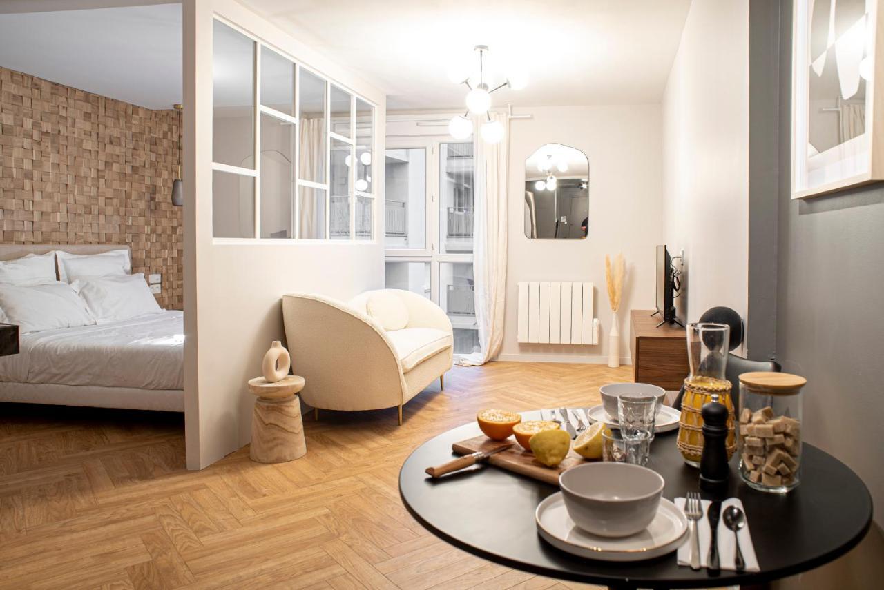 Suite Georgia Villeurbanne Esterno foto